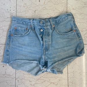 Levis 501 light wash shorts